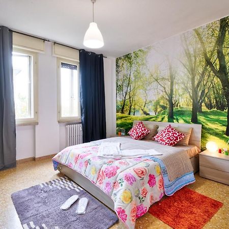 R&R Apartment Marghera Bagian luar foto