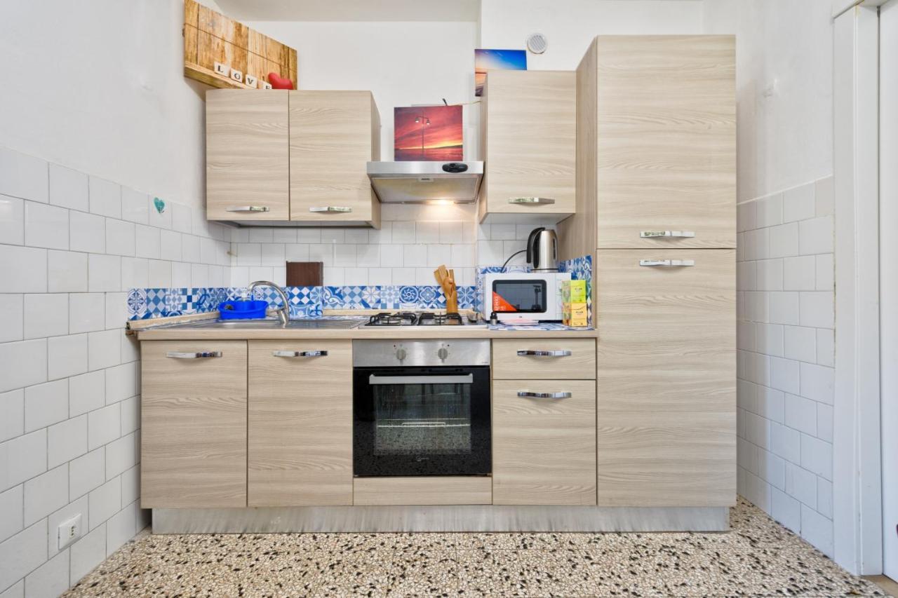 R&R Apartment Marghera Bagian luar foto