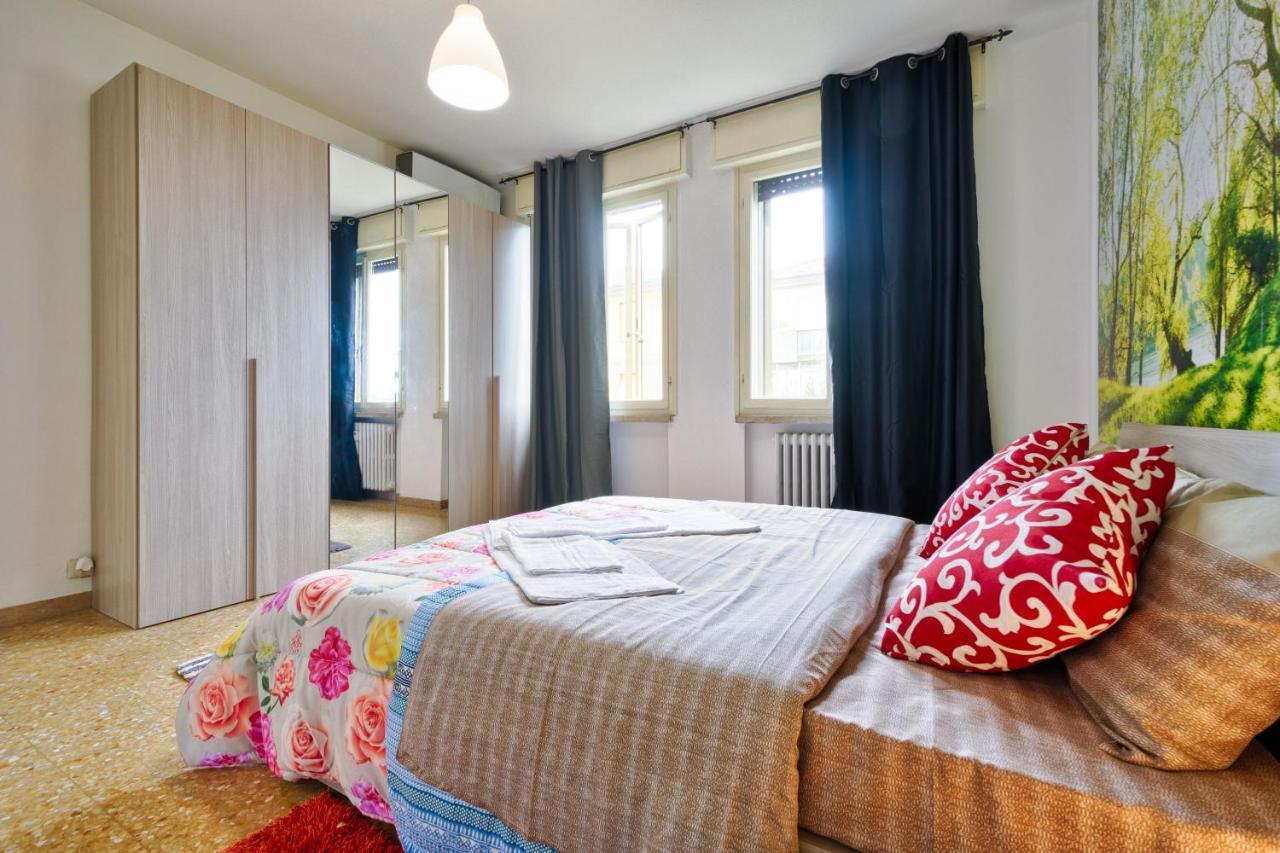 R&R Apartment Marghera Bagian luar foto